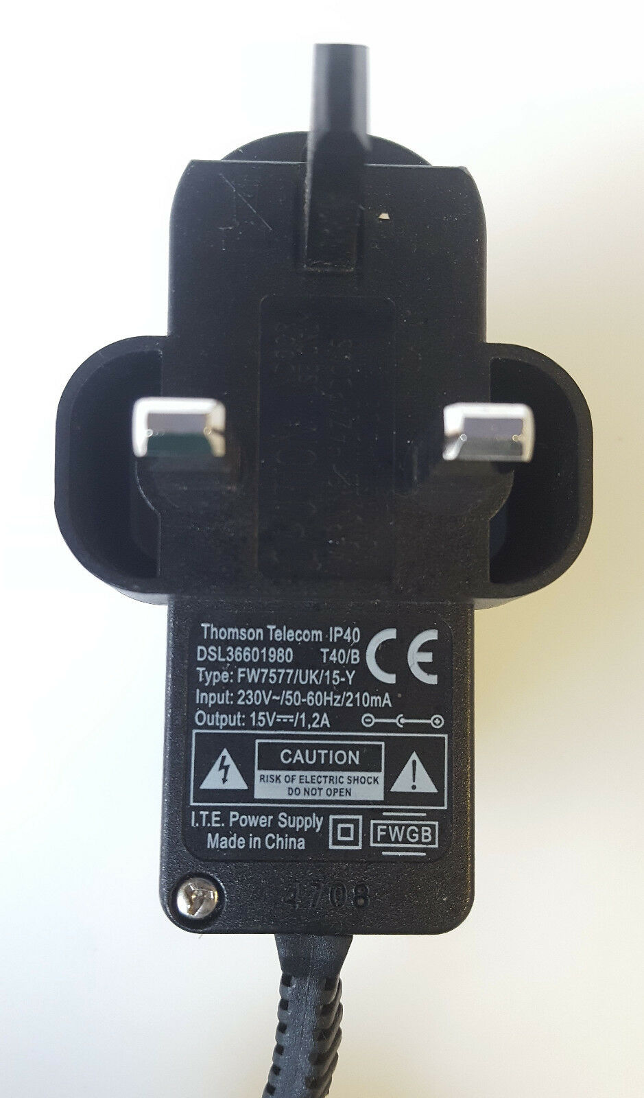 New THOMSON TELECOM IP40 FW7577/UK/15-Y DSL36601980 15V 1.2A UK PLUG